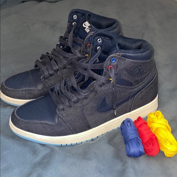 Jordan 1 Retro High Shoes - Picture 1 of 5